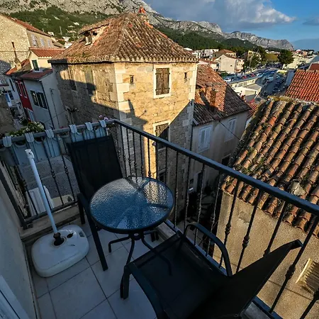 公寓 Jakova Dudana 10 *